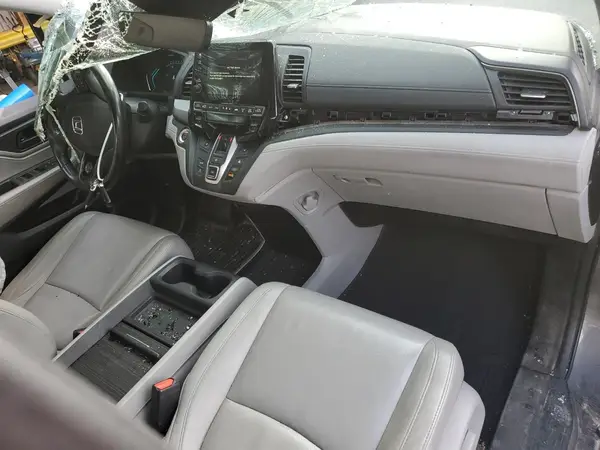 5FNRL6H71JB082701 2018 HONDA ODYSSEY - Image 8