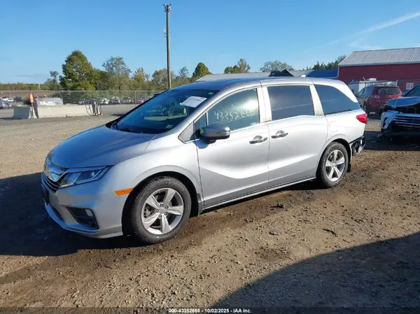 5FNRL6H71JB083993 2018 HONDA ODYSSEY - Image 2