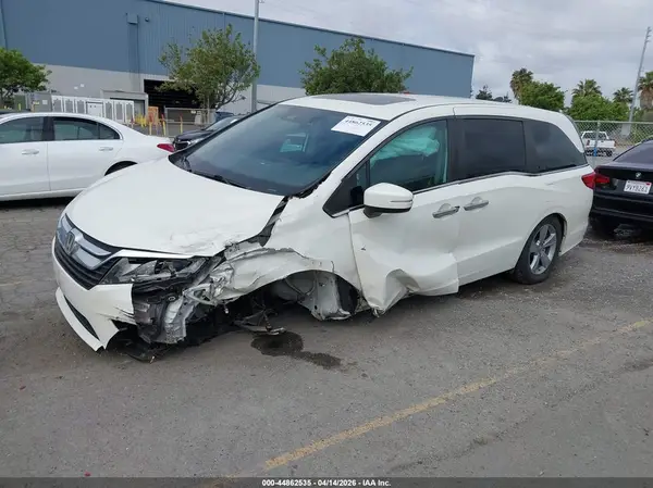 5FNRL6H71JB084061 2018 HONDA ODYSSEY - Image 2