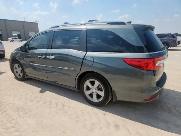 5FNRL6H71JB086425 2018 HONDA ODYSSEY - Image 2