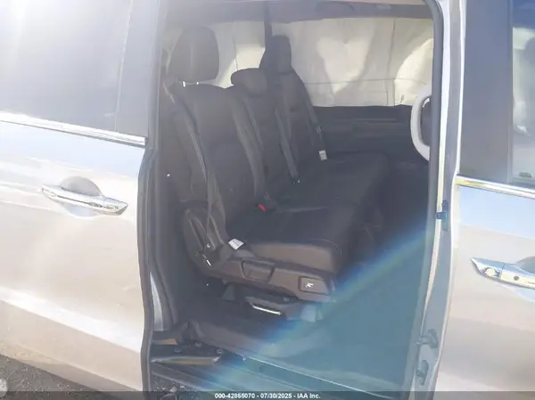 5FNRL6H71JB087011 2018 HONDA ODYSSEY - Image 8