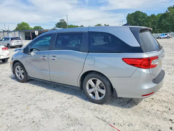 5FNRL6H71JB088871 2018 HONDA ODYSSEY - Image 2