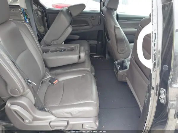 5FNRL6H71JB090023 2018 HONDA ODYSSEY - Image 8
