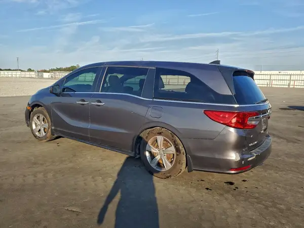 5FNRL6H71JB091124 2018 HONDA ODYSSEY - Image 2