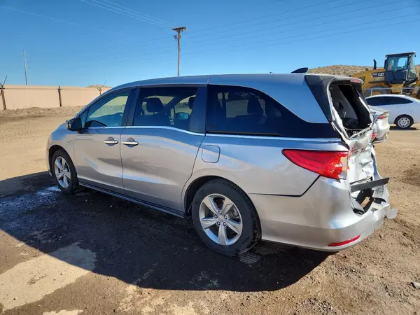 5FNRL6H71JB092208 2018 HONDA ODYSSEY - Image 2