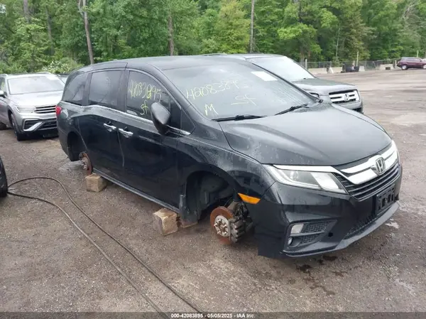 5FNRL6H71JB093357 2018 HONDA ODYSSEY - Image 1