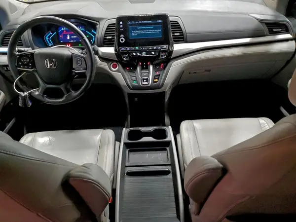 5FNRL6H71JB094735 2018 HONDA ODYSSEY - Image 8