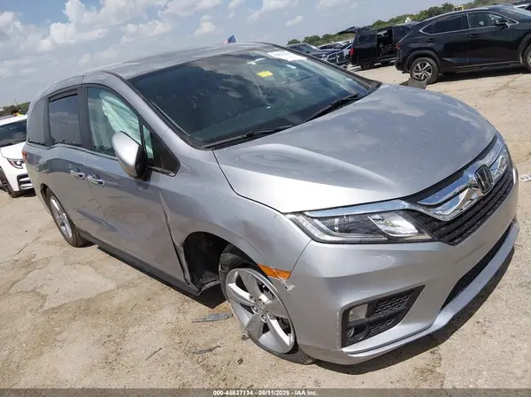 5FNRL6H71JB101974 2018 HONDA ODYSSEY - Image 1