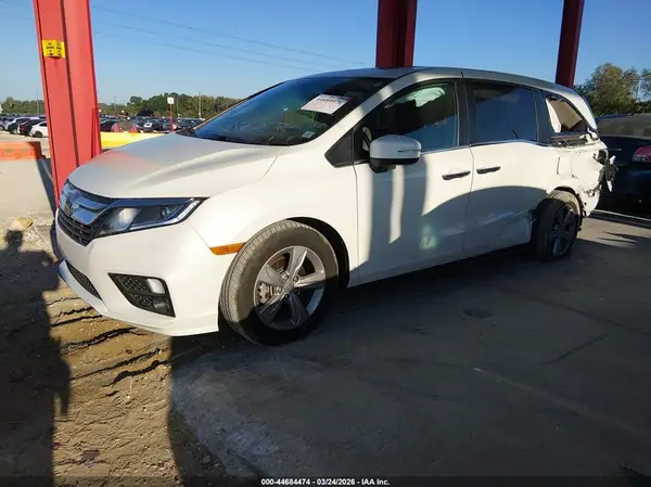 5FNRL6H71JB103403 2018 HONDA ODYSSEY - Image 2