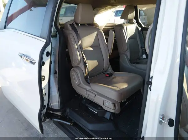 5FNRL6H71JB103403 2018 HONDA ODYSSEY - Image 8