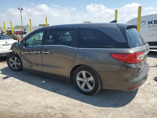 5FNRL6H71JB106236 2018 HONDA ODYSSEY - Image 2