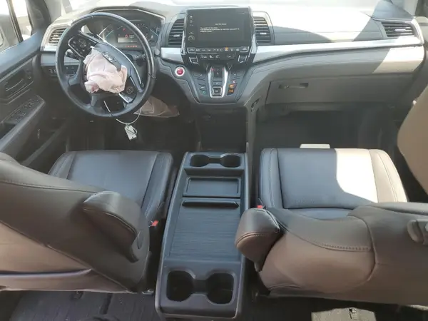 5FNRL6H71JB106236 2018 HONDA ODYSSEY - Image 8
