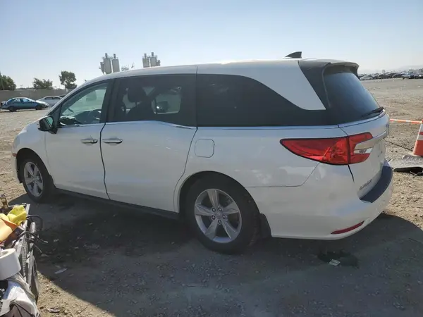 5FNRL6H71JB106382 2018 HONDA ODYSSEY - Image 2