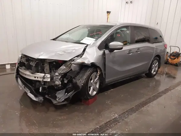 5FNRL6H71JB107791 2018 HONDA ODYSSEY - Image 2