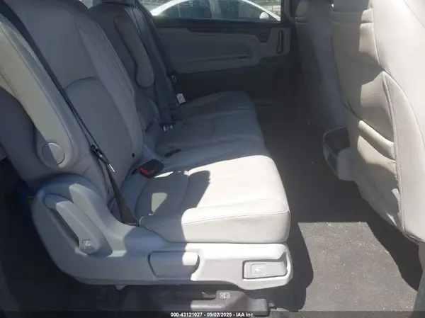 5FNRL6H71KB130487 2019 HONDA ODYSSEY - Image 8