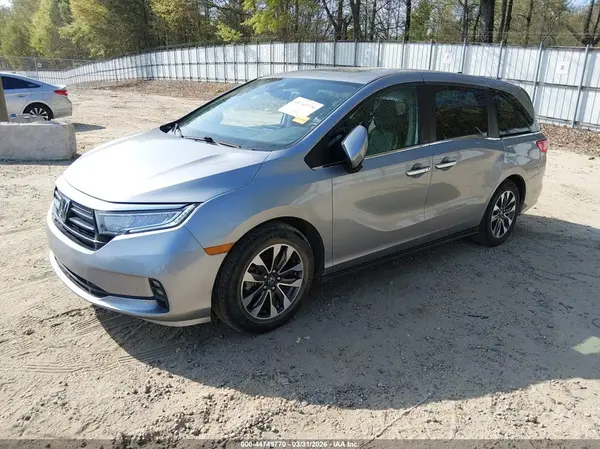 5FNRL6H71NB070019 2022 HONDA ODYSSEY - Image 2