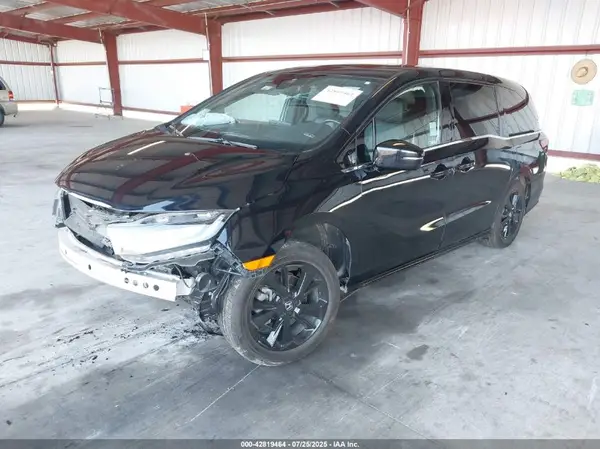 5FNRL6H71PB002659 2023 HONDA ODYSSEY - Image 2