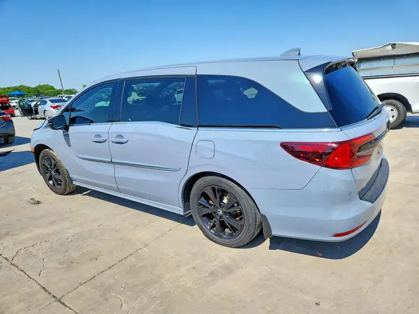 5FNRL6H71RB043344 2024 HONDA ODYSSEY - Image 2