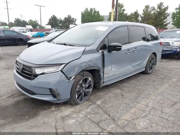 5FNRL6H71RB068065 2024 HONDA ODYSSEY - Image 2
