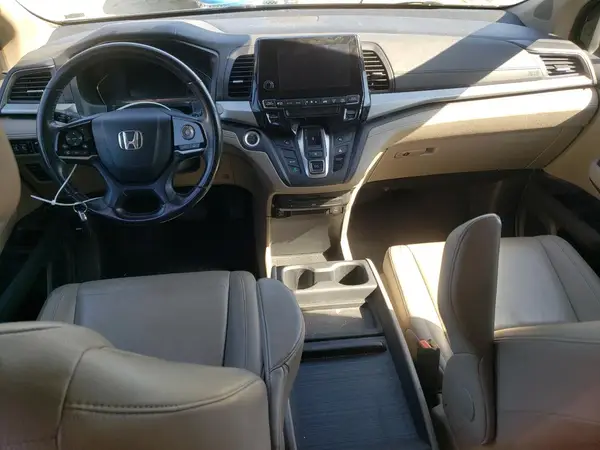 5FNRL6H72JB006680 2018 HONDA ODYSSEY - Image 8