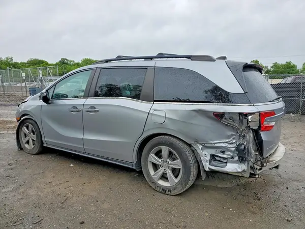 5FNRL6H72JB009269 2018 HONDA ODYSSEY - Image 2