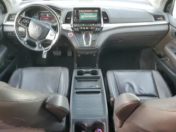 5FNRL6H72JB013113 2018 HONDA ODYSSEY - Image 8