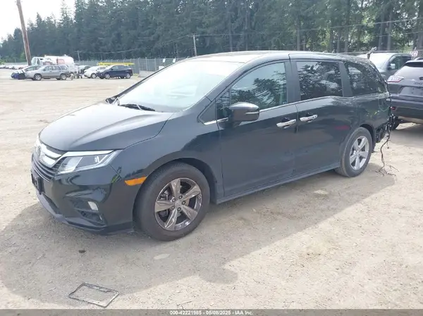 5FNRL6H72JB023429 2018 HONDA ODYSSEY - Image 2