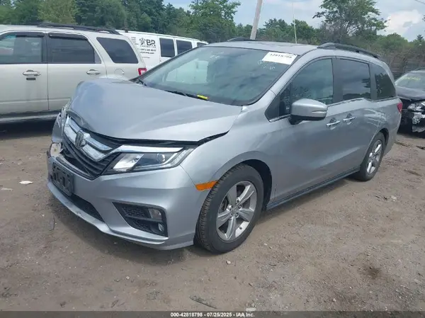 5FNRL6H72JB031773 2018 HONDA ODYSSEY - Image 2
