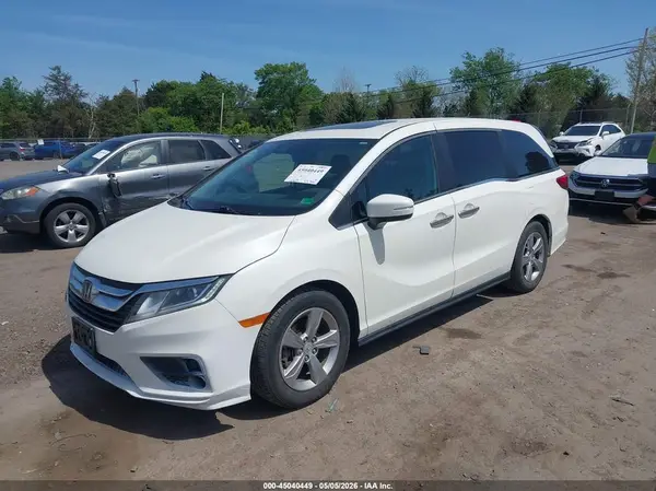 5FNRL6H72JB040974 2018 HONDA ODYSSEY - Image 2
