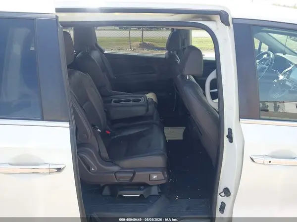 5FNRL6H72JB040974 2018 HONDA ODYSSEY - Image 8