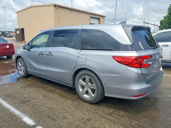 5FNRL6H72JB048296 2018 HONDA ODYSSEY - Image 2