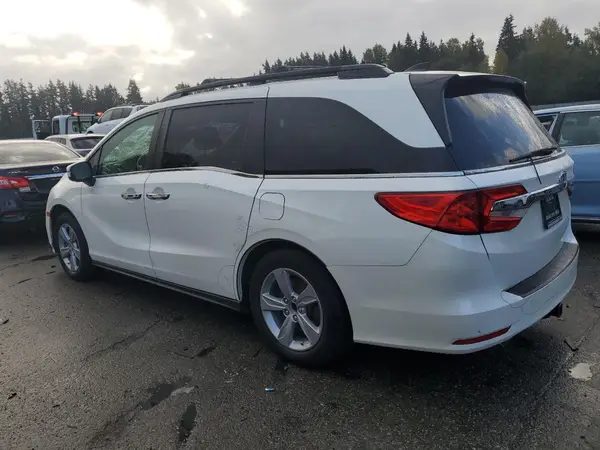 5FNRL6H72JB050274 2018 HONDA ODYSSEY - Image 2
