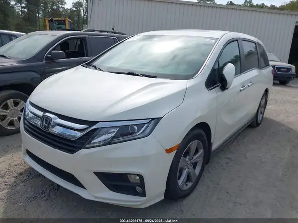 5FNRL6H72JB053305 2018 HONDA ODYSSEY - Image 2