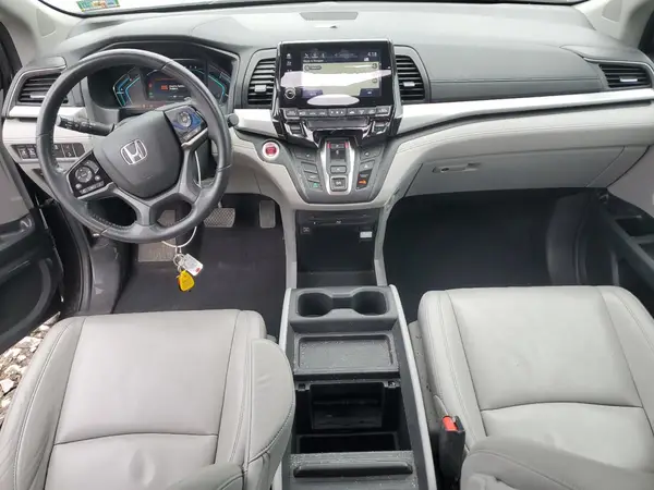 5FNRL6H72JB054650 2018 HONDA ODYSSEY - Image 8