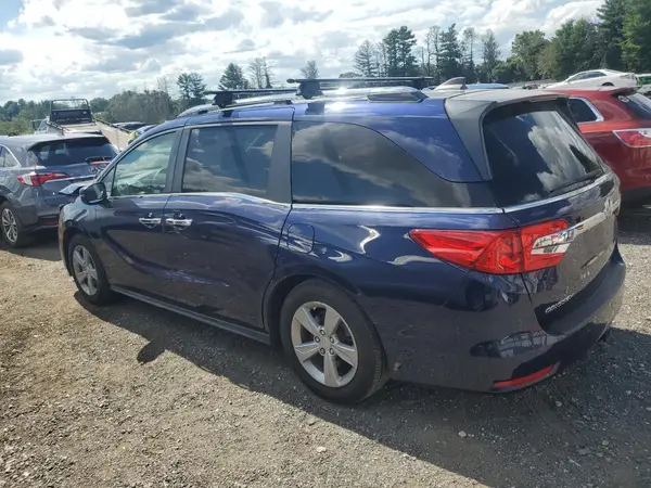 5FNRL6H72JB057905 2018 HONDA ODYSSEY - Image 2