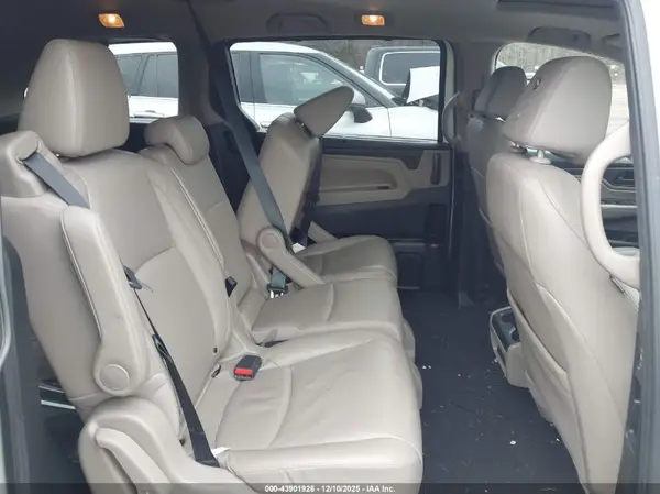 5FNRL6H72JB059914 2018 HONDA ODYSSEY - Image 8