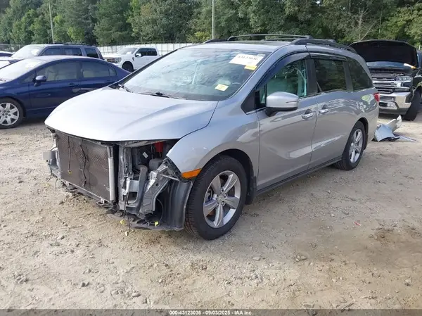 5FNRL6H72JB062098 2018 HONDA ODYSSEY - Image 2