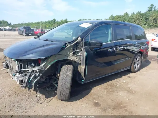 5FNRL6H72JB068709 2018 HONDA ODYSSEY - Image 2