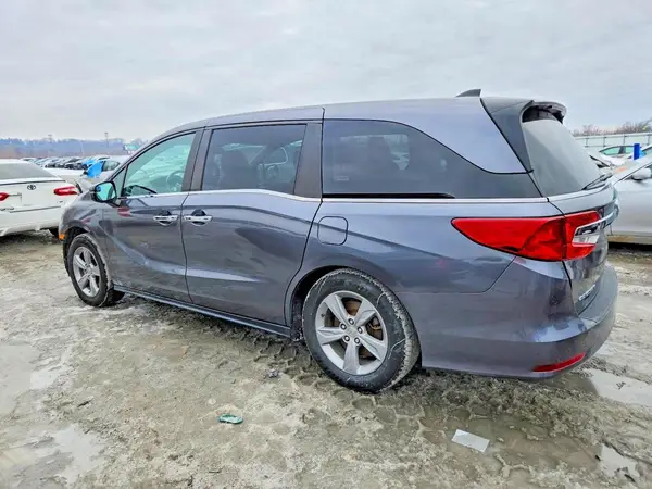 5FNRL6H72JB076518 2018 HONDA ODYSSEY - Image 2