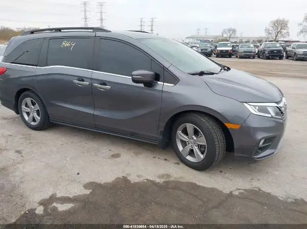 5FNRL6H72JB076597 2018 HONDA ODYSSEY - Image 1