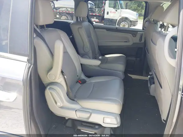 5FNRL6H72JB079290 2018 HONDA ODYSSEY - Image 8