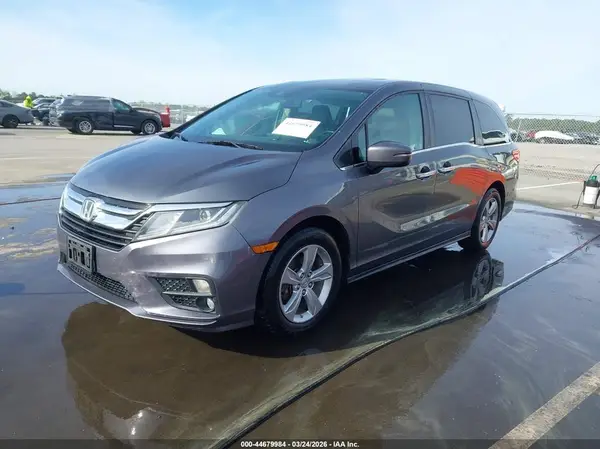 5FNRL6H72JB083453 2018 HONDA ODYSSEY - Image 2