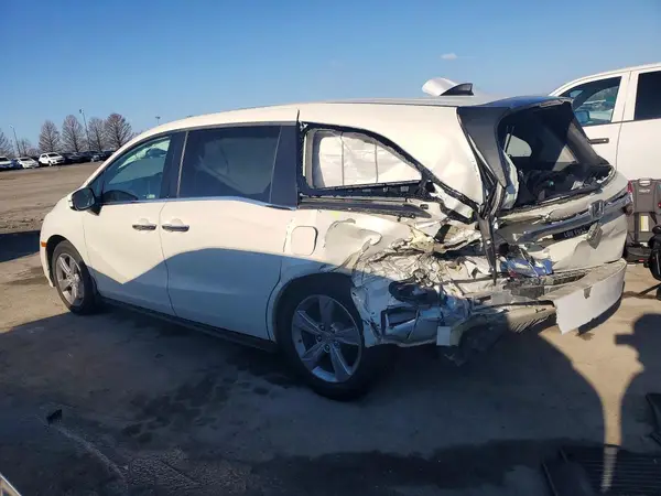 5FNRL6H72JB084473 2018 HONDA ODYSSEY - Image 2