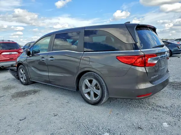 5FNRL6H72JB084957 2018 HONDA ODYSSEY - Image 2