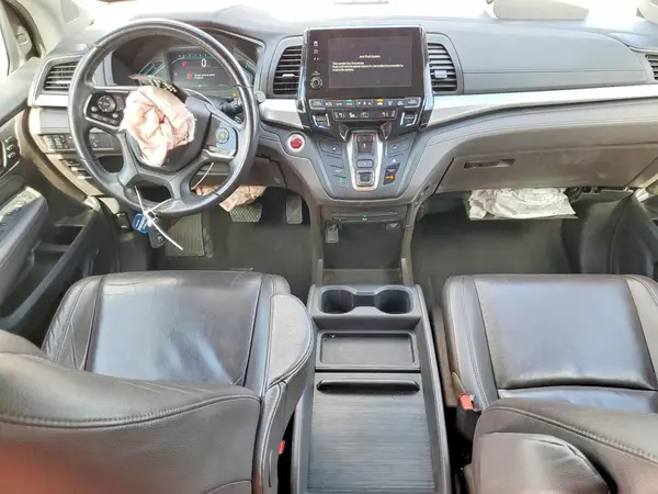 5FNRL6H72JB084957 2018 HONDA ODYSSEY - Image 8