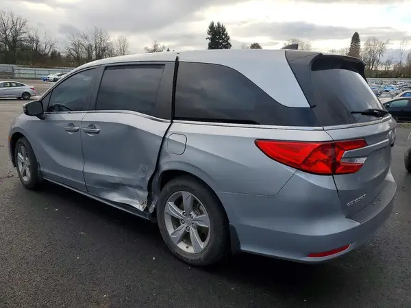 5FNRL6H72JB089723 2018 HONDA ODYSSEY - Image 2