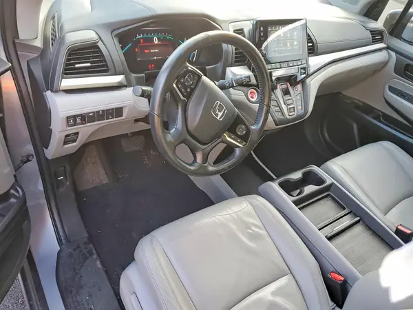 5FNRL6H72JB089723 2018 HONDA ODYSSEY - Image 8