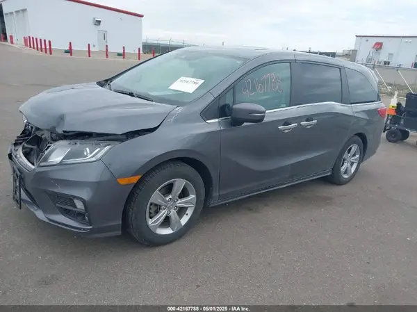 5FNRL6H72JB090127 2018 HONDA ODYSSEY - Image 2