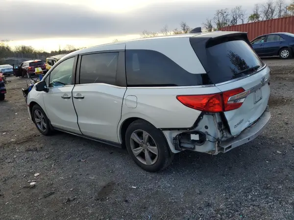 5FNRL6H72JB092234 2018 HONDA ODYSSEY - Image 2