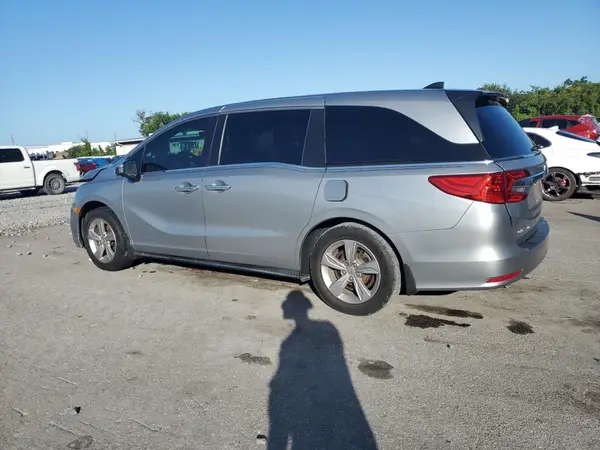 5FNRL6H72JB094646 2018 HONDA ODYSSEY - Image 2